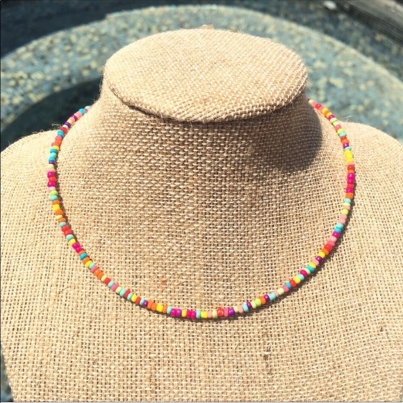 Multicolored beaded choker - Picture 3 of 6
